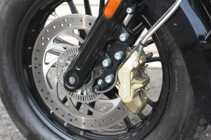 SCOUTブレンボキャリパーサポート