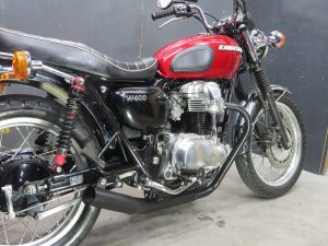 kawasaki W650 集合管ショートマフラー - メルカリ