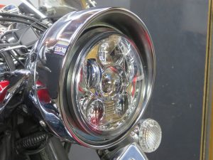XV1900CUレイダーヘッドライトステー2