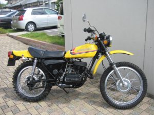 250TR（F11）バイソン